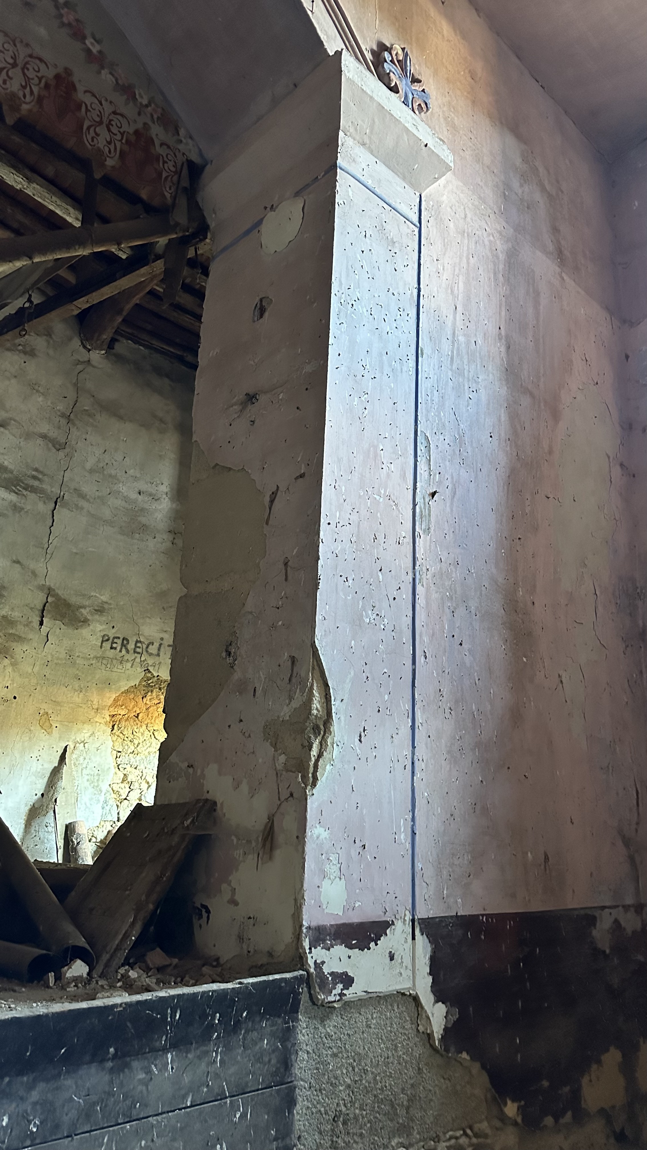 Current 2026 theatre stage detail at Casino Mayor